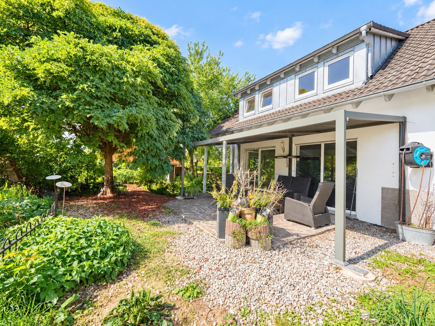 ** Freistehendes Einfamilienhaus in bevorzugter Familienlage in Ulm-Donaustetten **